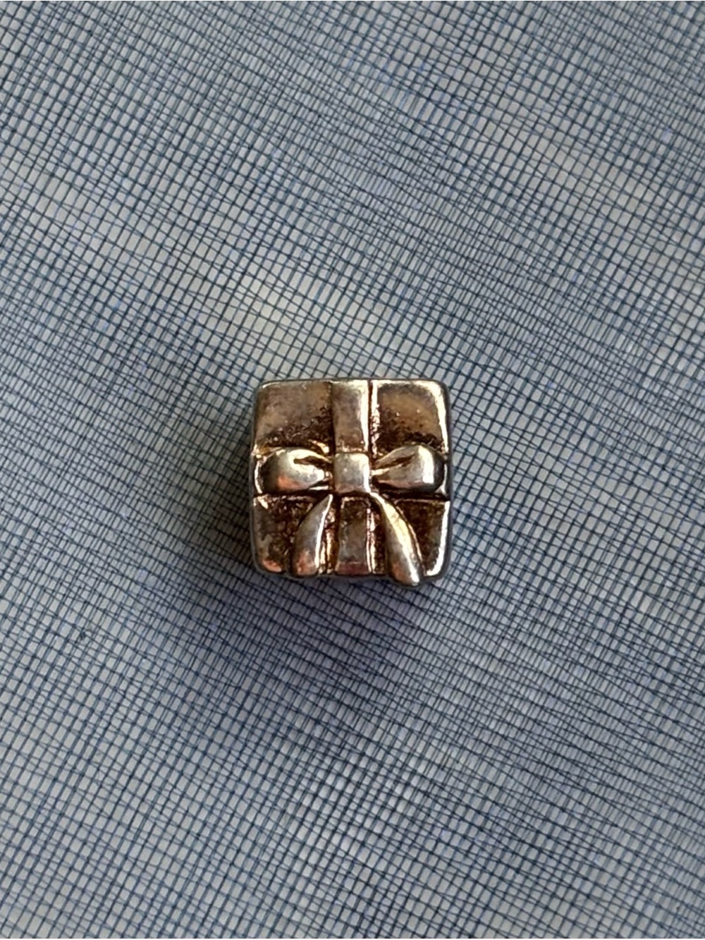 Silver Gift Box Charm - Bow Detail